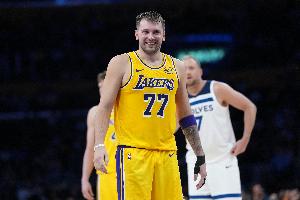 打游戏都没这么轻松！东契奇27中14爆砍44分12板6助 已连续3场40+