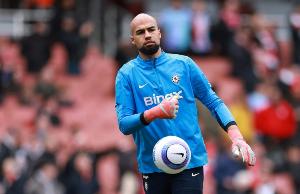 桑切斯：凯塞多在场上是一头猛兽，五五开的球他总是能抢下来