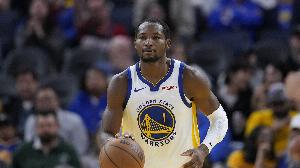 太猛了！库明加半场9中6砍下17分3板3助 首节独得11分