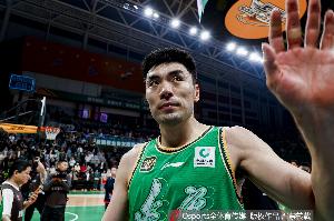 21年一人一城！媒体人：李晓旭赛后宣布退役！江湖再无辽篮二哥