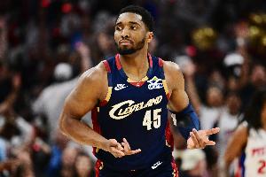 今日骑士全场共获得44个罚球机会 创本赛季季后赛新纪录