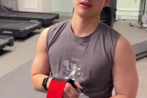 解说王嘉琪点评：骑士现在进攻端非常厉害 等莫布里回来防守更强